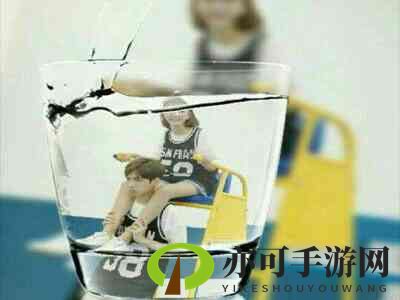 揉我胸 啊 嗯～下面出水视频：《神秘触感之旅》游戏引热议，独特玩法揭秘尘封往事